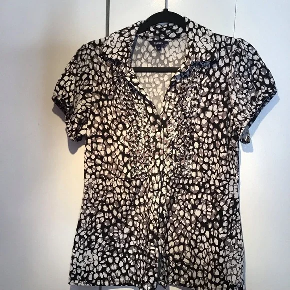 Reitmans Black & White Women’s Short Sleeves Top Size US S - Picture 11 of 15